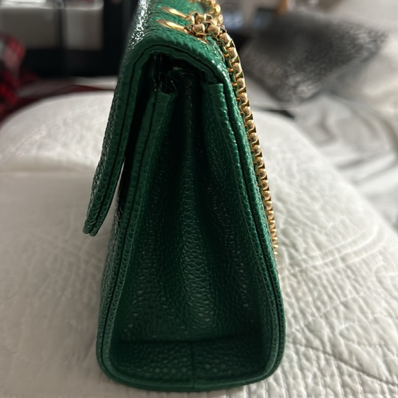 Beautiful shoulder or crossbody bag for all day use - Picture 8 of 9